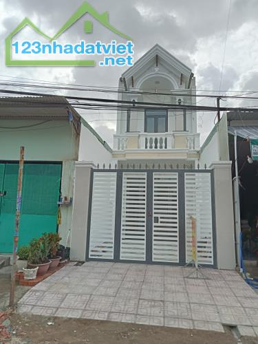 Nhà mặt tiền mới xây  3.5 tỷ/84m2/1 lầu trệt 3ph ngủ