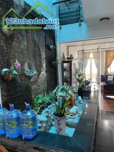 Nhà HXH ha 400tr, Hậu Giang, P4, Tân Bình, 91m2, 5 tầng, có hầ̀m, tặng nội thất. - 4