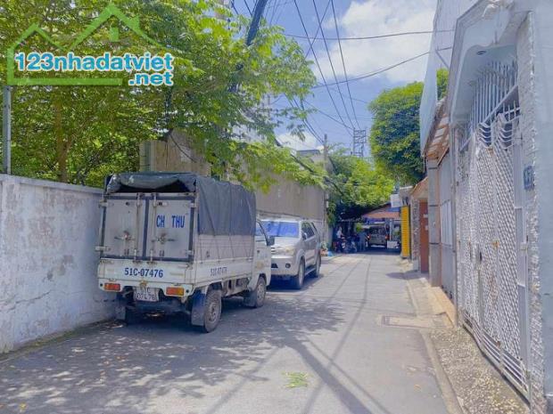 Nhà HXH ha 400tr, Hậu Giang, P4, Tân Bình, 91m2, 5 tầng, có hầ̀m, tặng nội thất.