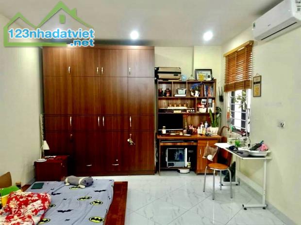 Nhà 5 tầng đẹp, MẶT NGÕ Ô TÔ TRÁNH, DỪNG ĐỖ NGÀY ĐÊM, KINH DOANH, ngõ 89 Bằng Liệt - 2