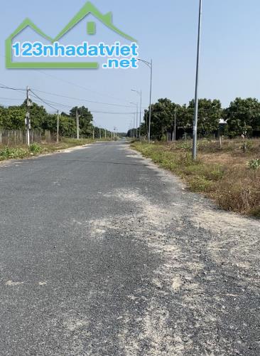 Đất nền sổ đỏ ven biển Bình Thuận - Giá trị đầu tư chỉ với 750 triệu - Tiềm năng sinh lời - 2