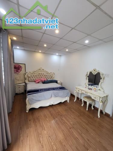 Nhà đẹp, 4 tầng, HXH, Nguyễn Ảnh Thủ, khu dân trí chỉ 7 tỷ nhỉnh - 1