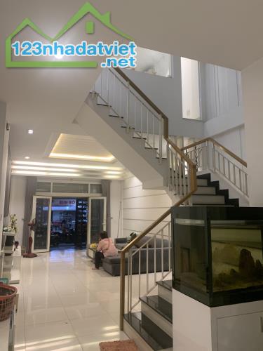 Bán nhà mặt tiền khu phường 7, Tân Bình, 120m2, giá chỉ 19ty