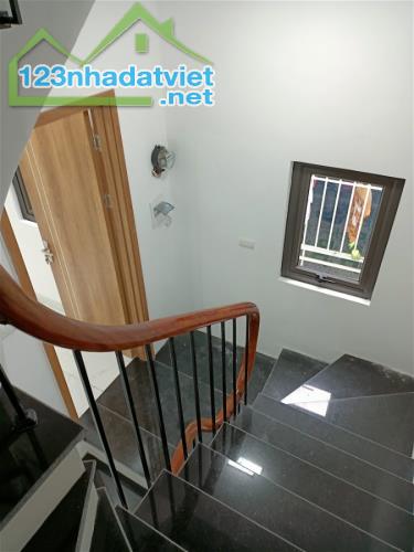 Bán nhà mới koong 5 tầng - MT miên man 7m - 10m ra phố - ngõ nông ở Trương Định - 1
