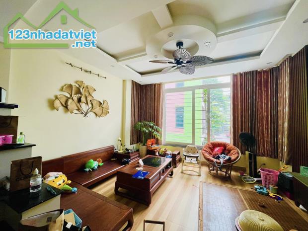 Cần bán gấp nhà Phố Mễ Trì Hạ kinh doanh, lô góc, ô tô, thang máy, ngõ thông 60m2x5Tx10 tỷ - 3
