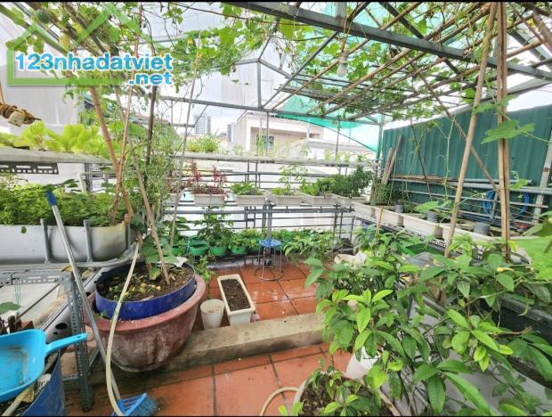 Cần bán gấp nhà Phố Mễ Trì Hạ kinh doanh, lô góc, ô tô, thang máy, ngõ thông 60m2x5Tx10 tỷ