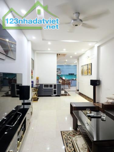 DÂN XÂY QUÁ ĐẸP MẶT PHỐ TRUNG PHỤNG GARA Ô TÔ THANG MÁY, KD SẦM UẤT 65m2 x 5T, 25 tỷ nhỉnh - 4