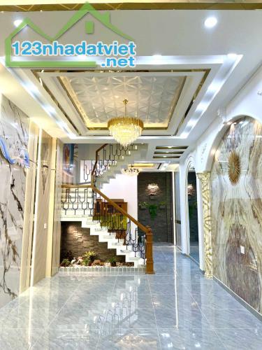 Bán Nhà KDC Xuyên Á - Mặt Tiền Kinh Doanh 22 mét - 2