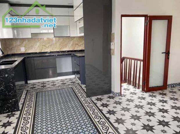 Bán nhà đã hoàn công 👉Nguyễn Khang - Cầu Giấy 👉60m2x7T mặt tiền 6.5m - 2