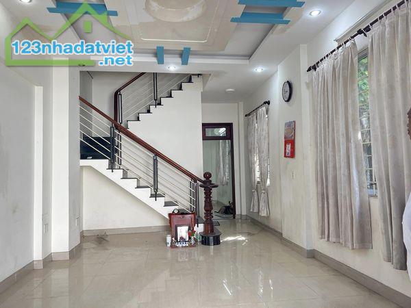 NHÀ HẺM Ô TÔ TRẦN HUY LIỆU GẦN 60M2, NGANG 4.3M, NỞ HẬU, 3PN, NHỈNH 9 TỶ. LH 0905699000 - 5