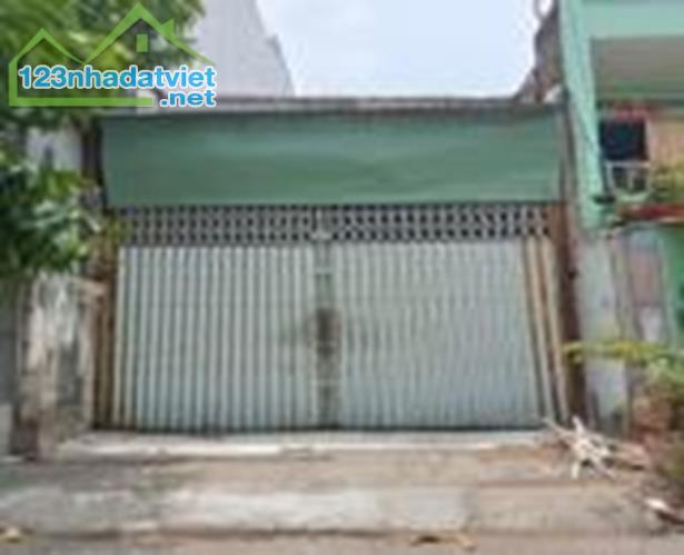 Bán nhà mặt tiền KD hã chào 4 tỷ, Đồng Đen, P11, Tân Bình, 170m2, 2 tầng, giá rẻ.