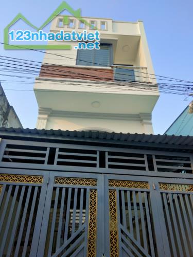 BÁN NHÀ 63M2, 3 TẦNG, Ô TÔ VÀO NHÀ, CHỈ NHỈNH 4 TỶ- HIỆP THÀNH QUẬN 12 - 5