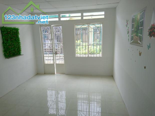 CHỈ CÓ 2.2 TỶ NHÀ 2 TẦNG HẺM 3 GÁC SỐ 237// - ĐƯỜNG PHẠM VĂN CHIÊU P14 GÒ VẤP