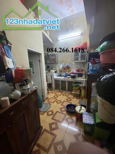 BÁN NHÀ PHỐ TRẦN PHÚ - THANH BÌNH RỘNG GẦN 80M2 SỔ NỞ HẬU GIÁ RẺ NHẤT KHU QUANH 80 TR/M2. - 2