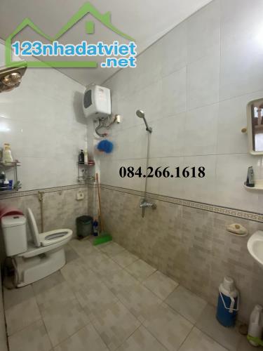 BÁN NHÀ PHỐ TRẦN PHÚ - THANH BÌNH RỘNG GẦN 80M2 SỔ NỞ HẬU GIÁ RẺ NHẤT KHU QUANH 80 TR/M2. - 1