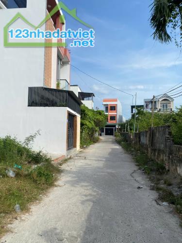 CẦN BÁN LÔ ĐẤT HẺM ĐƯỜNG NGUYỄN CHÍCH, TP NHA TRANG GIÁ 2,9TỶ