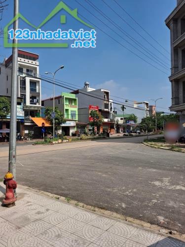 Cần bán nhanh lô đất LK3-09 view hồ thoáng mát, vị trí đẹp tại Dương Húc, Đại Đồng, Tiên D