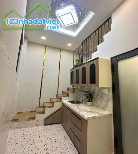 BÁN NHÀ 2.5 TẦNG, HẬU GIANG, 31M², PHƯỜNG 5, QUẬN 6 - GIÁ NHỈNH 3 TỶ - 1