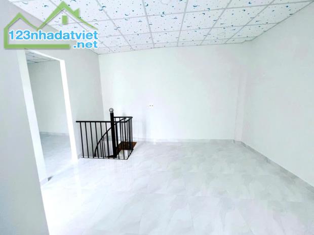 Nhà Đẹp Mới Về, Quận 2, 50m2, 2 tầng kiêng cố, HDT 10tr/tháng, giá chỉ 3.99ty - 1