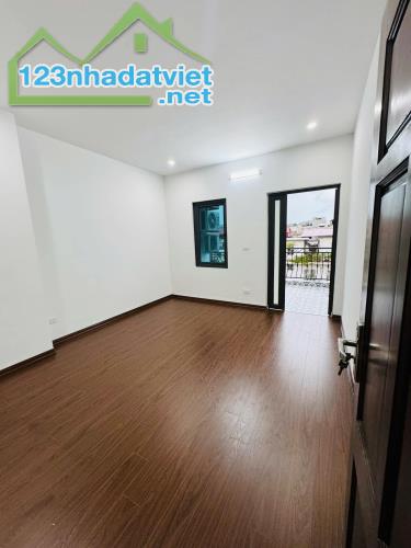 BÁN NHÀ  LỆNH CƯ DT40M2 X5T, MT5M, 6,35 TỶ FULL NỘI THẤT,THOÁNG SÁNG - 5