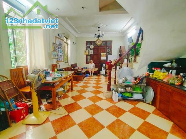 ⚜️Tòa Nhà VIP Mặt Phố Hồng Hà Hoàn Kiếm 60M2 4T 3.3M MT Chỉ 16 Tỷ ⚜️