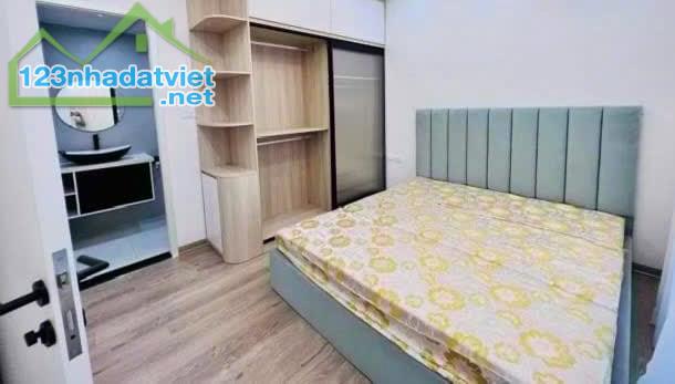 BÁN NHÀ TRUNG TÂM QUẬN 7- LÂM VĂN BỀN- DT: 72M2- SHR CHÍNH CHỦ- NHỈNH 5 TỶ - 2