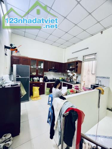 Bán nhà Tân Thới Hiệp 20,108m2, 2 Tầng,hẻm xe hơi 6m Thông Tứ Tung - 2