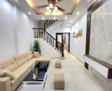 nhà  phố Giáp Nhị ,40 m2,trung tâm quận Hoàng Mai 5 m ra ô tô,ô chờ thang máy, 5 PN giá nh