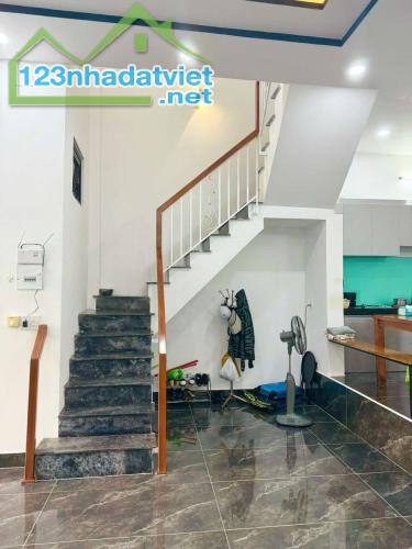 NHÀ 3 TẦNG NGUYỄN ĐỖ CUNG 👉 GẦN CHỢ HOÀ MỸ💢  CHỦ GẤP BÁN GIÁ CẠNH TRANH SỤP SÀN👉3,8 TỶ