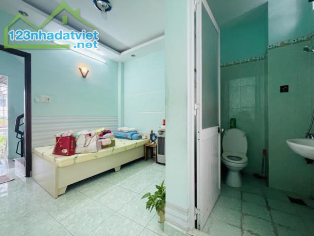 NHÀ QUẬN 3 GẦN CÔNG VIÊN TAO ĐÀN, HẺM AN NINH SÁT MẶT TIỀN, LÀM VP ĐẸP, 50Mx3 4PN HƠN 10TỶ - 4