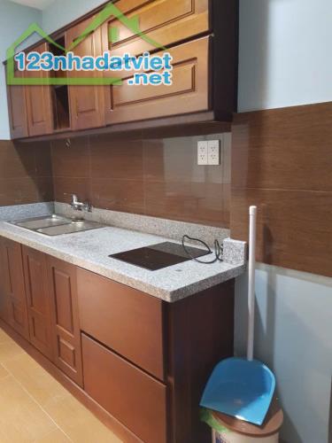 Bán toà căn hộ Apartment trung tâm khu du lịch biển Mỹ Khê dòng tiền hơn 1 tỷ mỗi năm. - 1