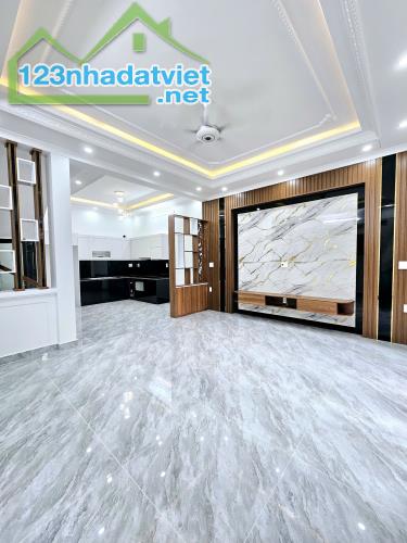 Bán nhà Miếu Hai Xã, sau nhà mặt ngõ thông ô tô tránh nhau. 52m2 x 4 tầng độc lập - 4