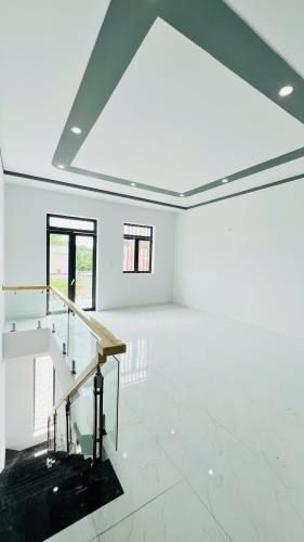 🏡 Nhà đẹp 1 trệt 1 lầu mới xây ngay cuối đường Đồng Khỏi mới xây DT 20x5 sổ riêng - có ng