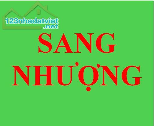 Do chuyển nhà không quản lý được, Nhượng cơ sở tiếng Anh ngay giữa phố cổ Hoàn kiếm Hai