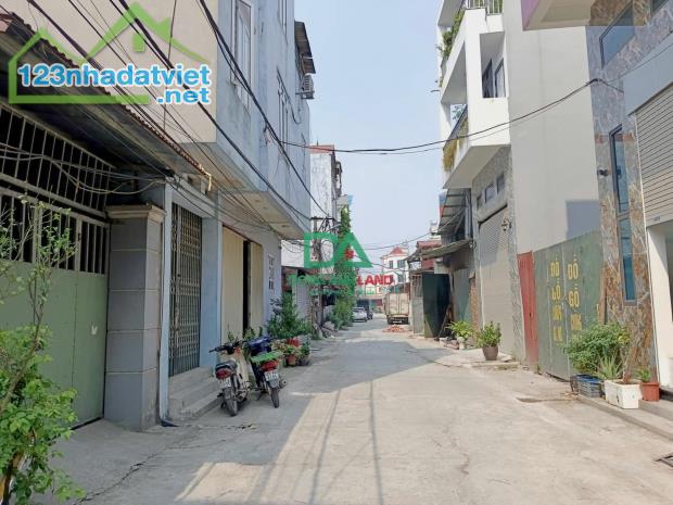 Bán 100m đất đấu giá Hà Phong Liên Hà Đông Anh - 2