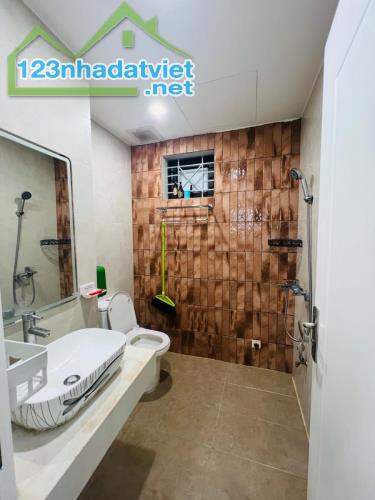 KĐT Trung Hoà - Căn góc- 3 mặt thoáng- full nội thất - 78m2-Giá:5,1 tỷ - 2