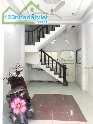 Bán Nhà Hẻm Tân Bình-4 Tang-3 PN-41m2-Giá 5,2 Tỷ - 1