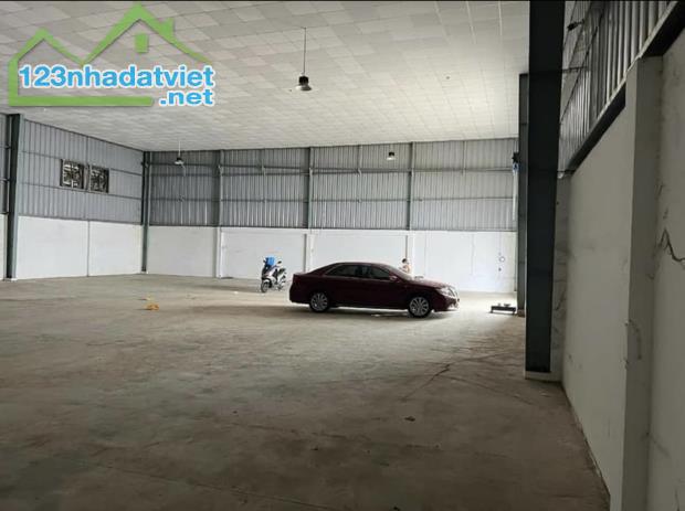 Cho thuê kho xưởng 500m2, 800m2 trục Đường Hà Huy Giáp Quận 12 - 1