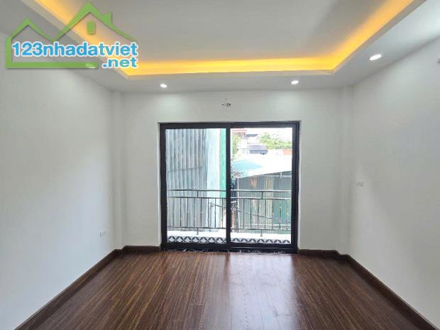 BÁN NHÀ TẠI NGŨ HIỆP ĐẠI ĐỒNG 1 Ô TÔ KINH DOANH 60M2 THANG MÁY 7,2 - 4