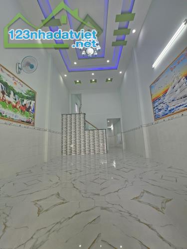 BA.N 👉100m2 chỉ👉 2,28tỷ, quá rẻ, quá ngon. .Khu vực Đông Thạnh, Hóc Môn, xung quanh đầy