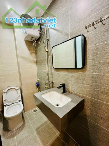 ⚜️ Tòa Chung Cư Mini Phố Đại Đồng 70M2 7T MT 4 M, Chỉ 16 Tỷ Đống Đa Dòng Tiền Hàng Tháng