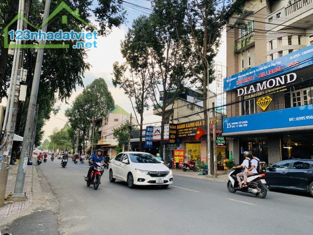 Bán Nhà Mặt Tiền Đường Dương Tử Giang Gần Vincom ,Biên Hòa ,Đồng Nai DTSD 181m2 Gía 14 Tỷ - 1