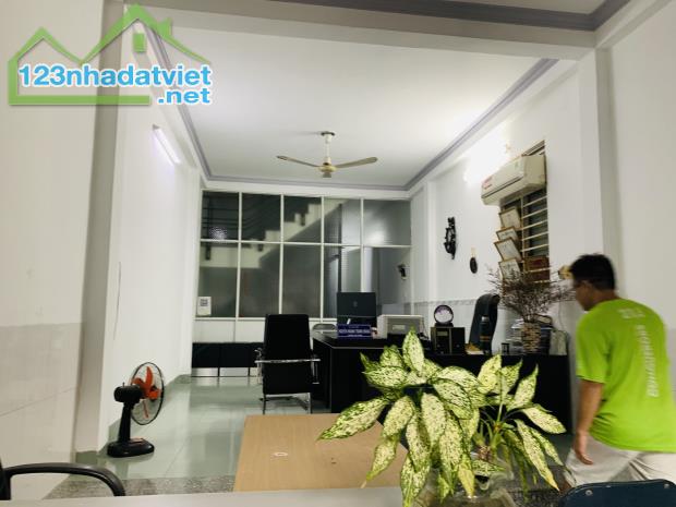 Bán Nhà Mặt Tiền Đường Dương Tử Giang Gần Vincom ,Biên Hòa ,Đồng Nai DTSD 181m2 Gía 14 Tỷ - 4