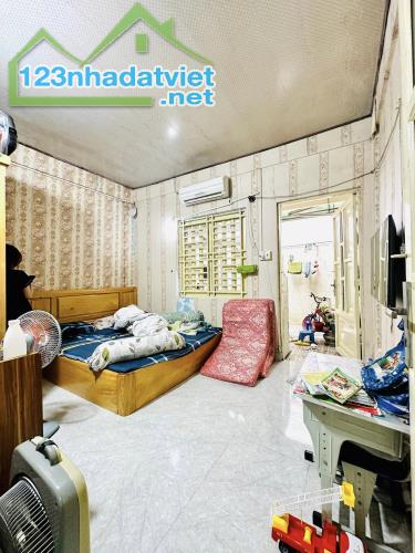 🏡 Ngay Bệnh Viện  Chỉ 10 Tỷ  Mặt tiền Lê Văn Thịnh Thủ Đức 48m2 3Tầng - 3