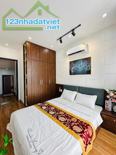 KHU DÂN TRÍ CAO, 5 tầng, 61m2, ngang 4m, nở hậu, gần Hoàng Hoa Thám, 7.9 tỷ