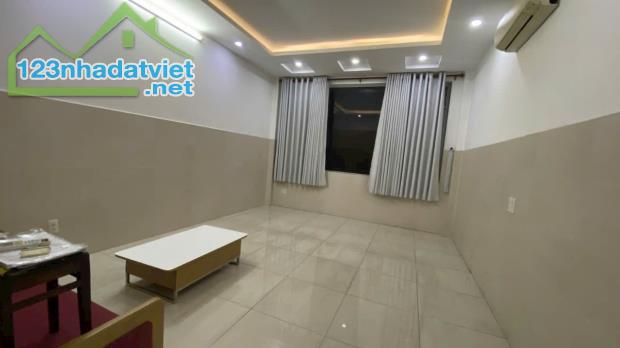 Bán nhà đường Lê Văn Quới - Như mặt tiền 135m² ( 8 x 17 ) 3 Tầng 4PN - 1