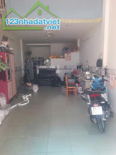 Bán gấp nhà Dt 4 * 12m Hxh tại P. Bình Hưng Hòa  Bình Tân, Chỉ 3 Tỷ 7 - 1