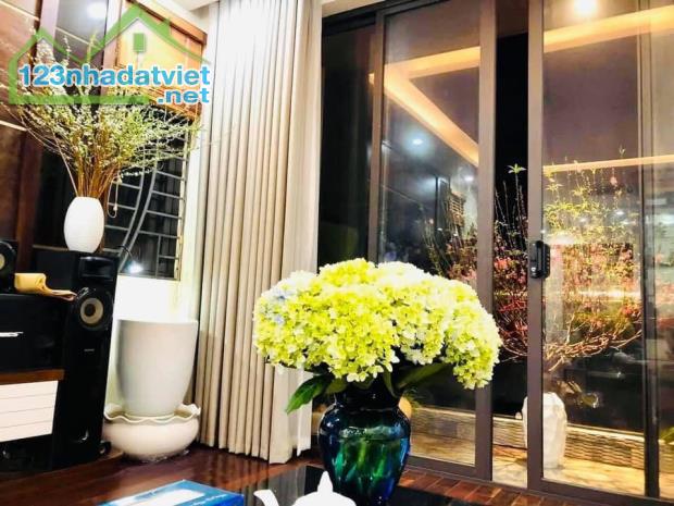 Mặt phố Hoàng Như Tiếp, 6 tầng, nội thất VIP - Kinh doanh Đỉnh, Vỉa hè, Đường rộng 30m. - 5