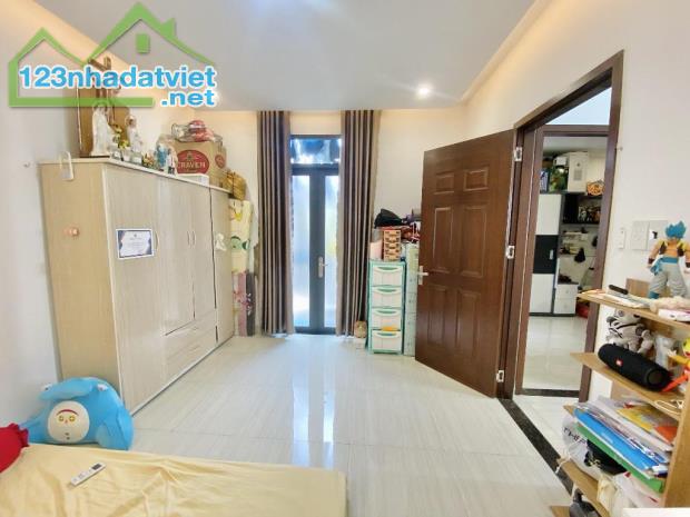 Bán nhà Hoàng Bật Đạt, Phường 15, Tân Bình, 40m2, 2 tầng, Chỉ 3.55 Tỷ TL giá cũ 3.85 tỷ - 3