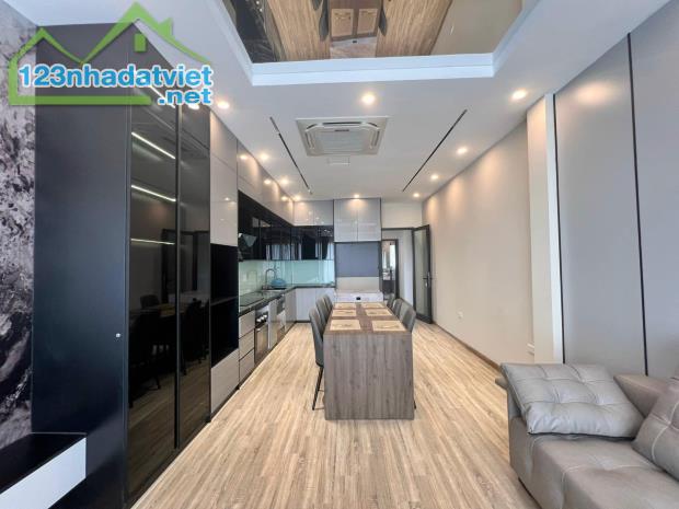 SIÊU PHẨM THẠCH BÀN 56M2 x 8T OTO TRÁNH THANG MÁY FULL NỘI THẤT KINH DOANH. 17TỶ - 4